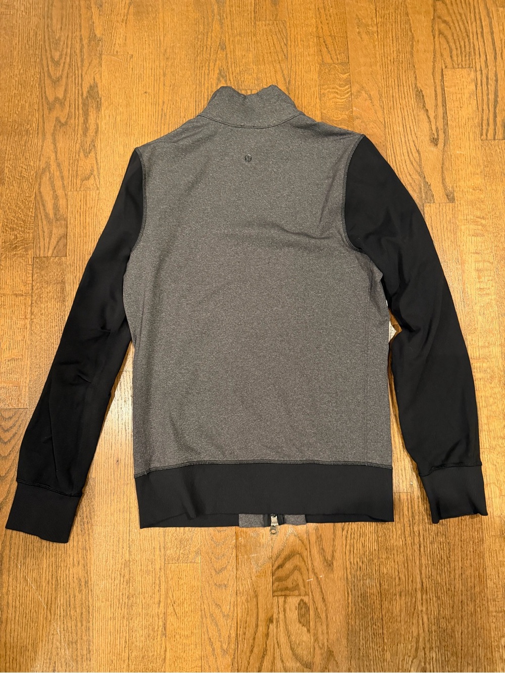 lululemon athletica Men's Charcoal and Black Full-Zip Sweater Jacket - Picture 2 of 3